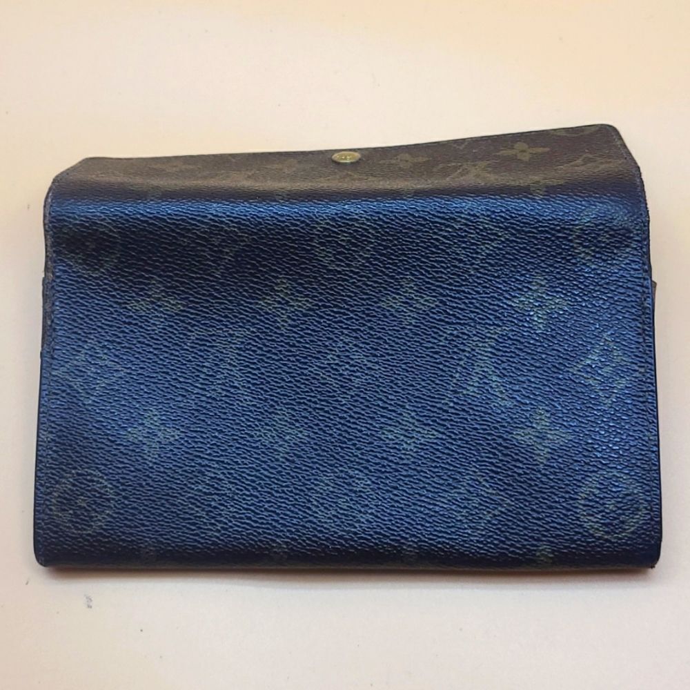 Authentic Louis Vuitton Monogram Wallet - Picture 3 of 11
